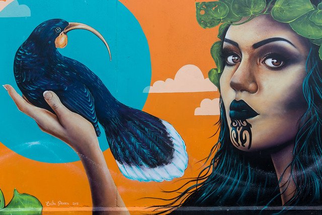 huia