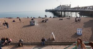 Read more about the article fringe dweller – next stop brighton