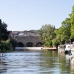a paddle in bath